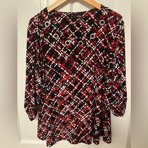 Crisscross patterned shirt